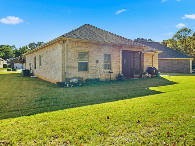 Photo of 121 Olde Towne Drive