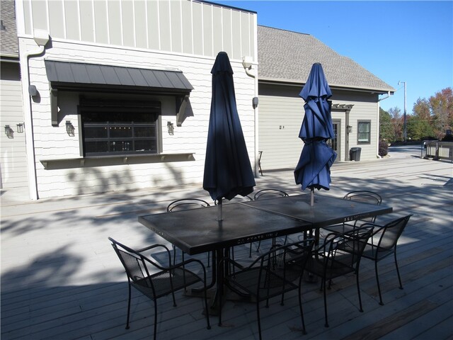 Photo of 107 N Foxglove Road