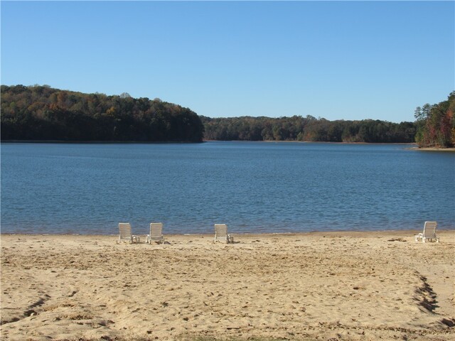 Photo of 107 N Foxglove Road