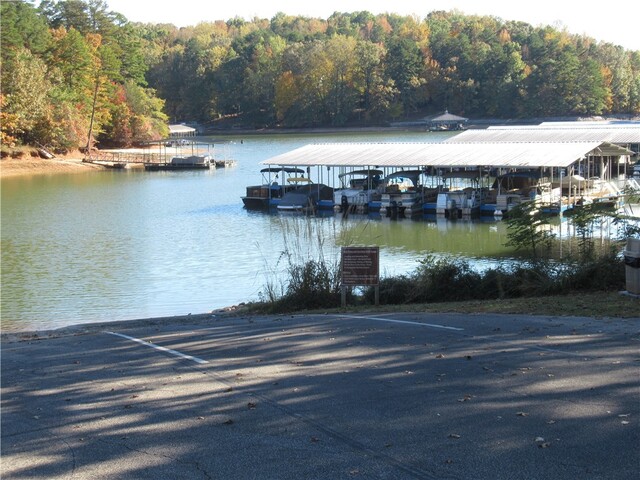 Photo of 107 N Foxglove Road