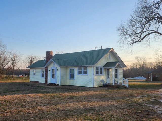 Photo of 214 Cross Roads Drive