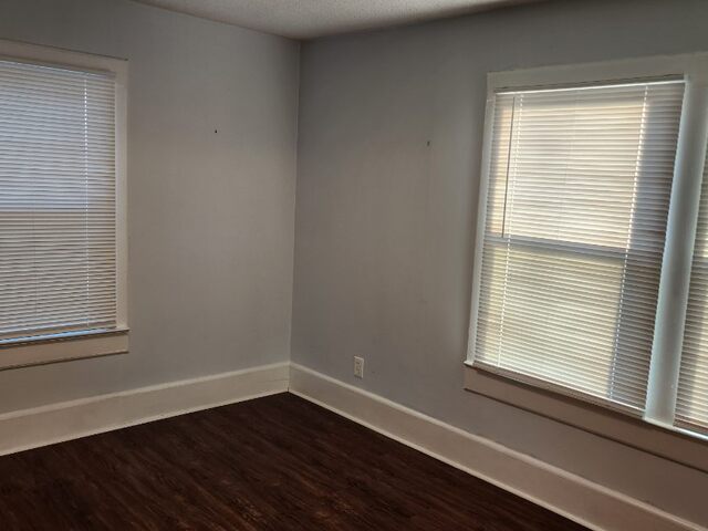 Photo of 214 Cross Roads Drive