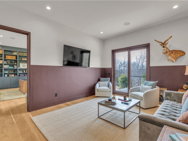 Photo of 127 Crosswind Court