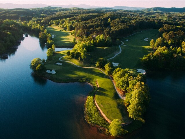 Photo of 127 Crosswind Court