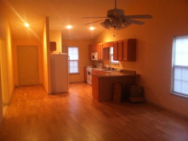 Photo of 16017 S Radio Station Road