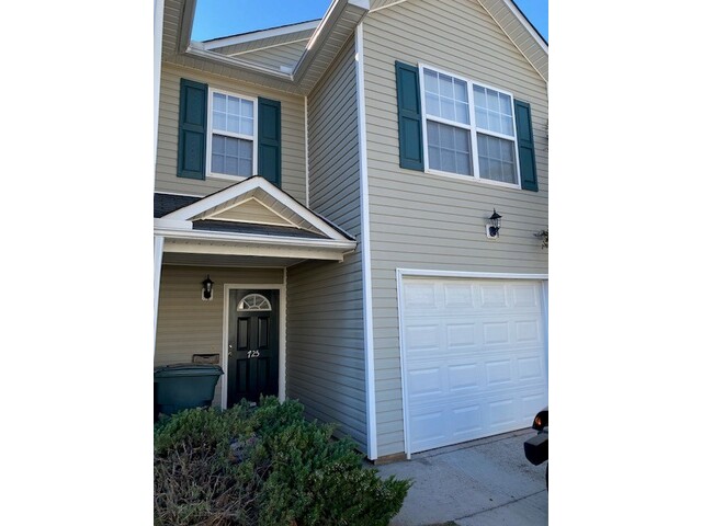 Photo of 725 Bellview Way