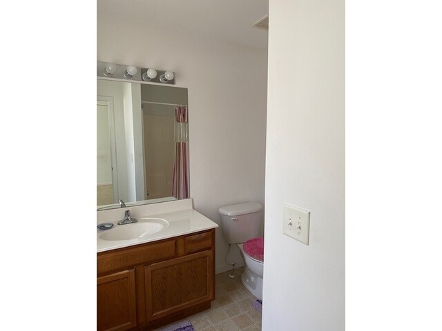 Photo of 725 Bellview Way