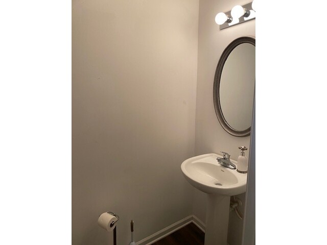 Photo of 725 Bellview Way