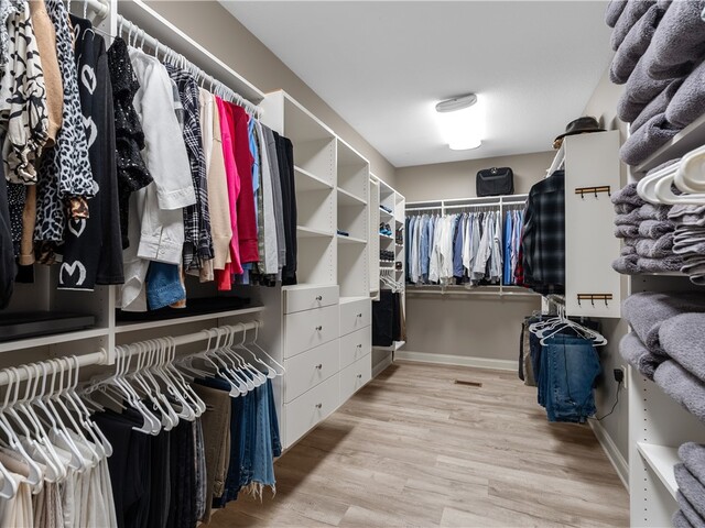 Photo of 125 E Waterford Drive