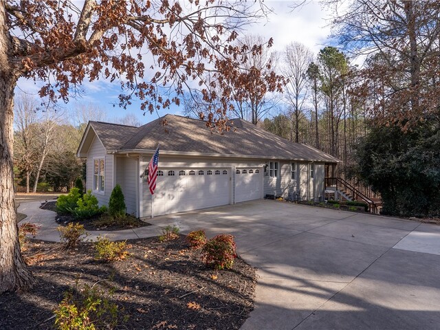 Photo of 125 E Waterford Drive