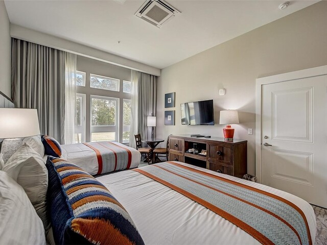 Photo of 13500 Clemson Boulevard