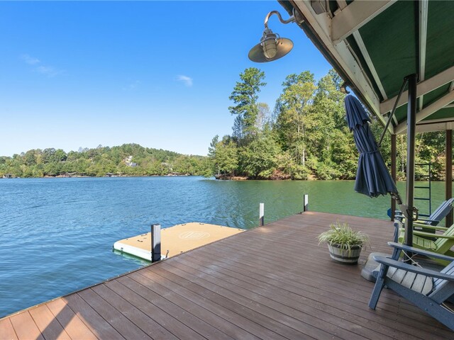 Photo of 240 Featherstone Drive