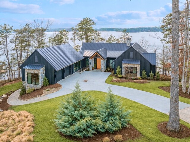 Photo of 125 Waterfern Court