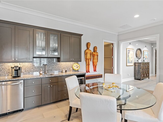 Photo of 438 Winchester Lane