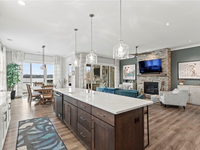 Photo of 421 Lakestone Court