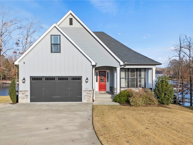 Photo of 421 Lakestone Court