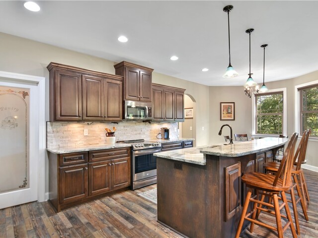 Photo of 803 Sandyhook Court