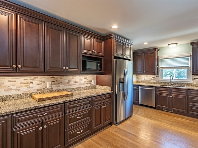 Photo of 105 Hillandale Road