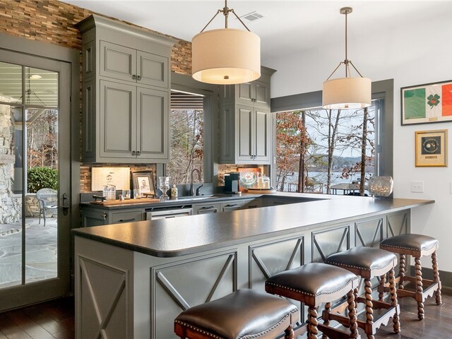 Photo of 231 Quay Court