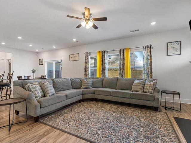 Photo of 114 Pewter Circle