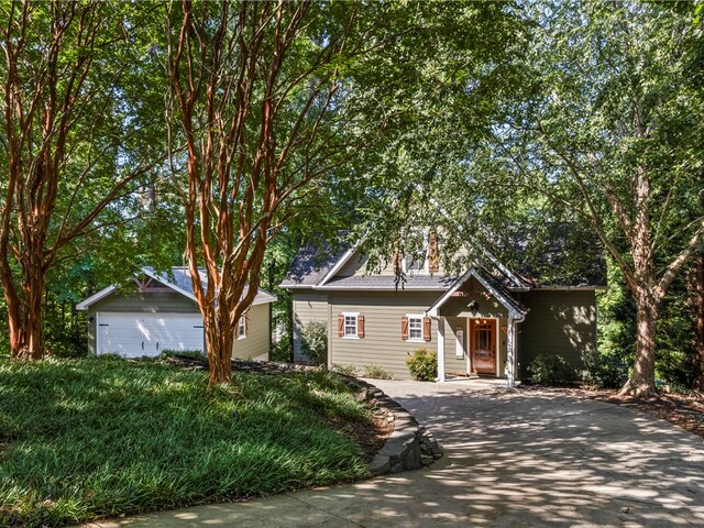 Photo of 141 W Waters Edge Lane