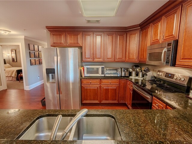 Photo of 400 Watermarke Lane