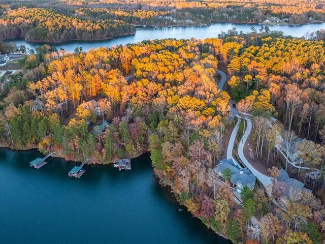 Photo of 109 and 110 Keowee Overlook Road