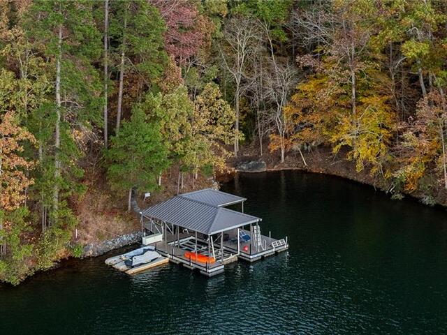 Photo of 109 and 110 Keowee Overlook Road