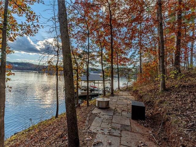 Photo of 109 and 110 Keowee Overlook Road