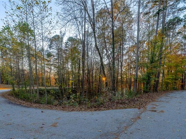 Photo of 109 and 110 Keowee Overlook Road