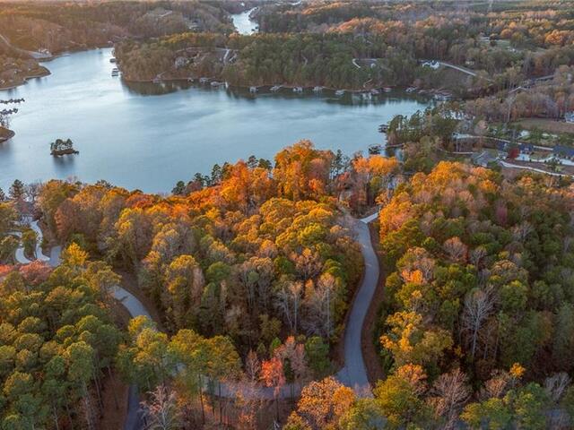 Photo of 109 and 110 Keowee Overlook Road