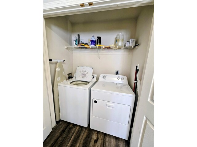 Photo of 220 Campus Drive