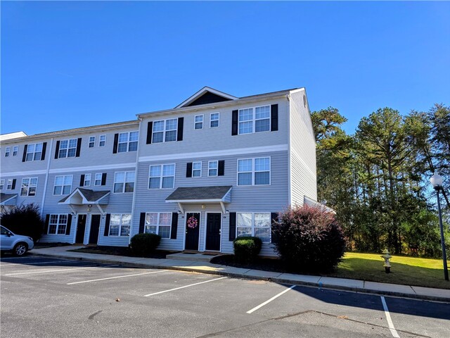 Photo of 220 Campus Drive