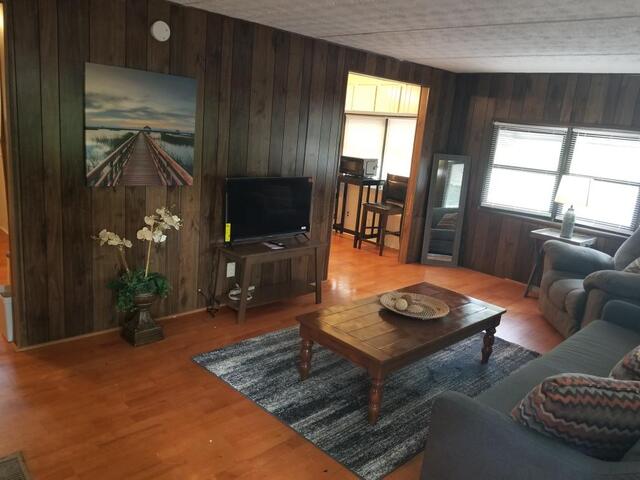 Photo of 325 Lakewood Drive