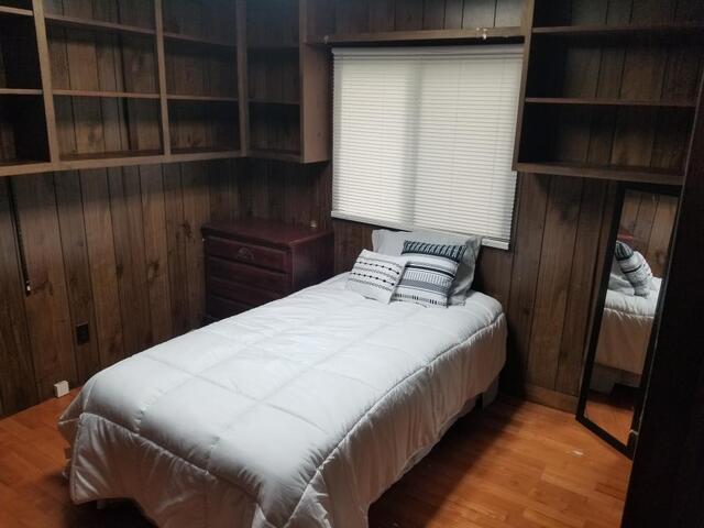 Photo of 325 Lakewood Drive