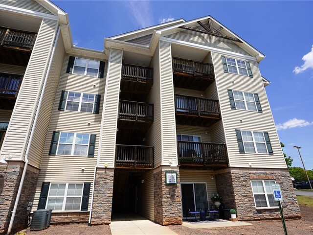 Photo of 303 Lookover Drive