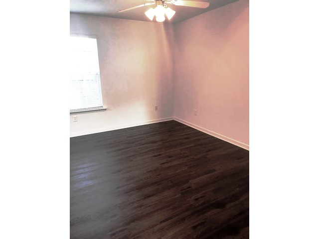 Photo of 819 Bellview Way