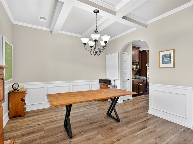 Photo of 207 E Deer Drive