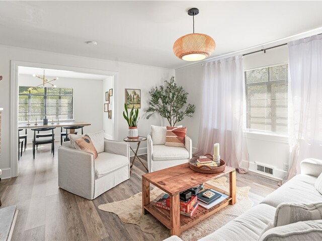 Photo of 1413 S McDuffie Street