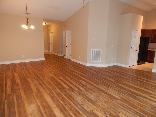 Photo of 305 Sliding Rock Drive