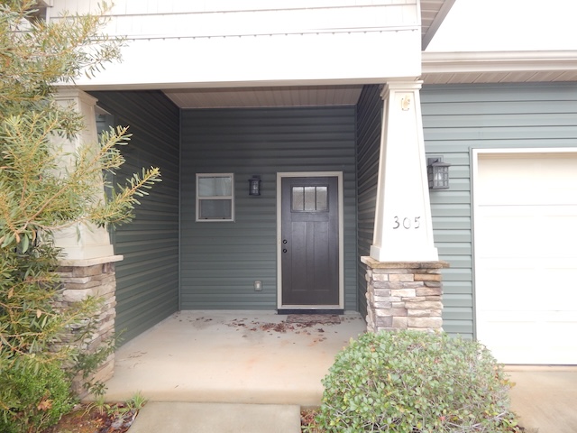 Photo of 305 Sliding Rock Drive