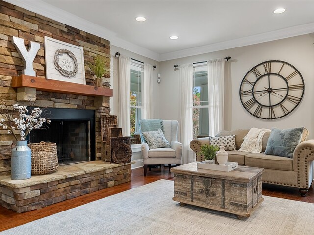 Photo of 703 Lightwind Court Photo of 703 Lightwind Court