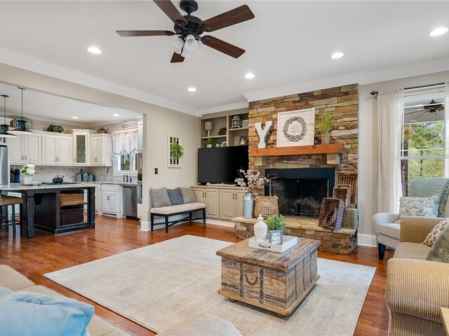 Photo of 703 Lightwind Court Photo of 703 Lightwind Court