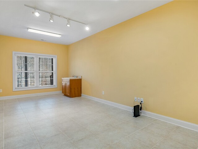 Photo of 214 South Summit Drive