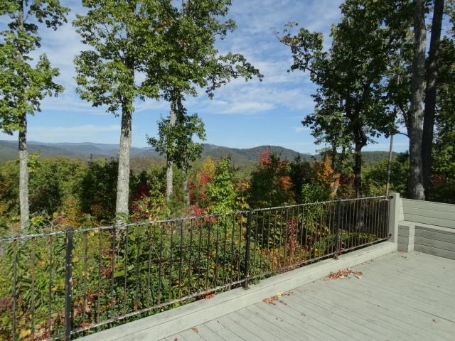 Photo of 210 Cliffside Trail