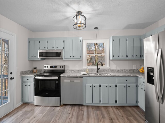 Photo of 137 Lakeshore Drive