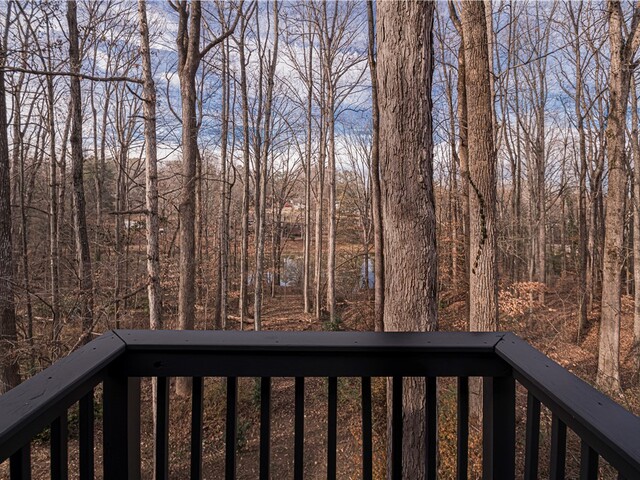 Photo of 137 Lakeshore Drive