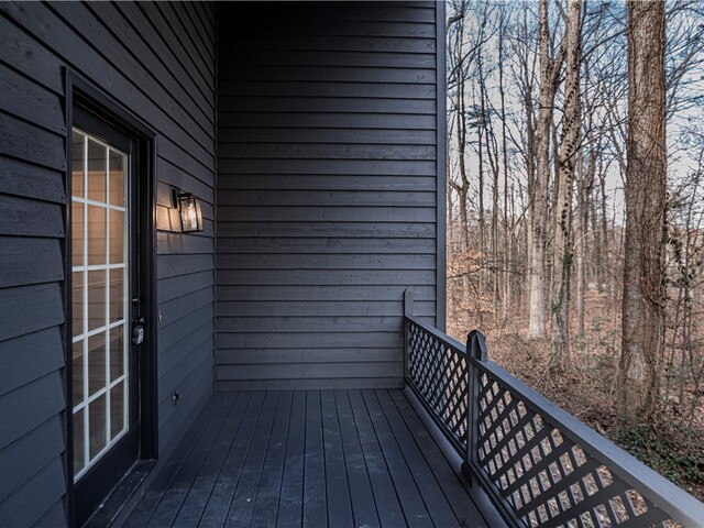 Photo of 137 Lakeshore Drive