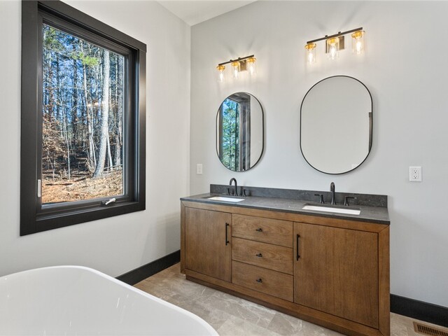 Photo of 940 Coachmans Trail