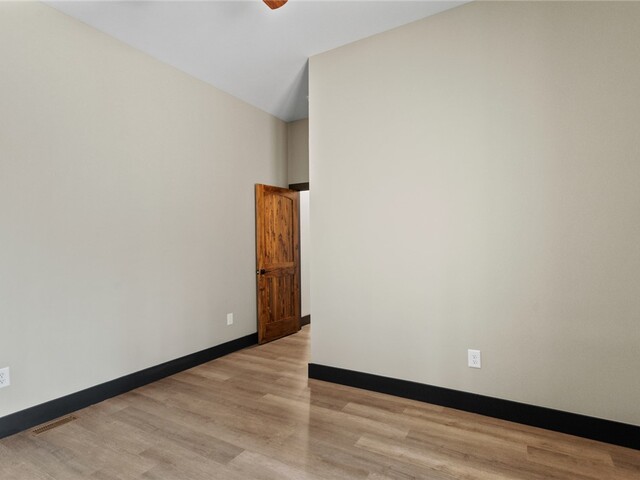 Photo of 940 Coachmans Trail